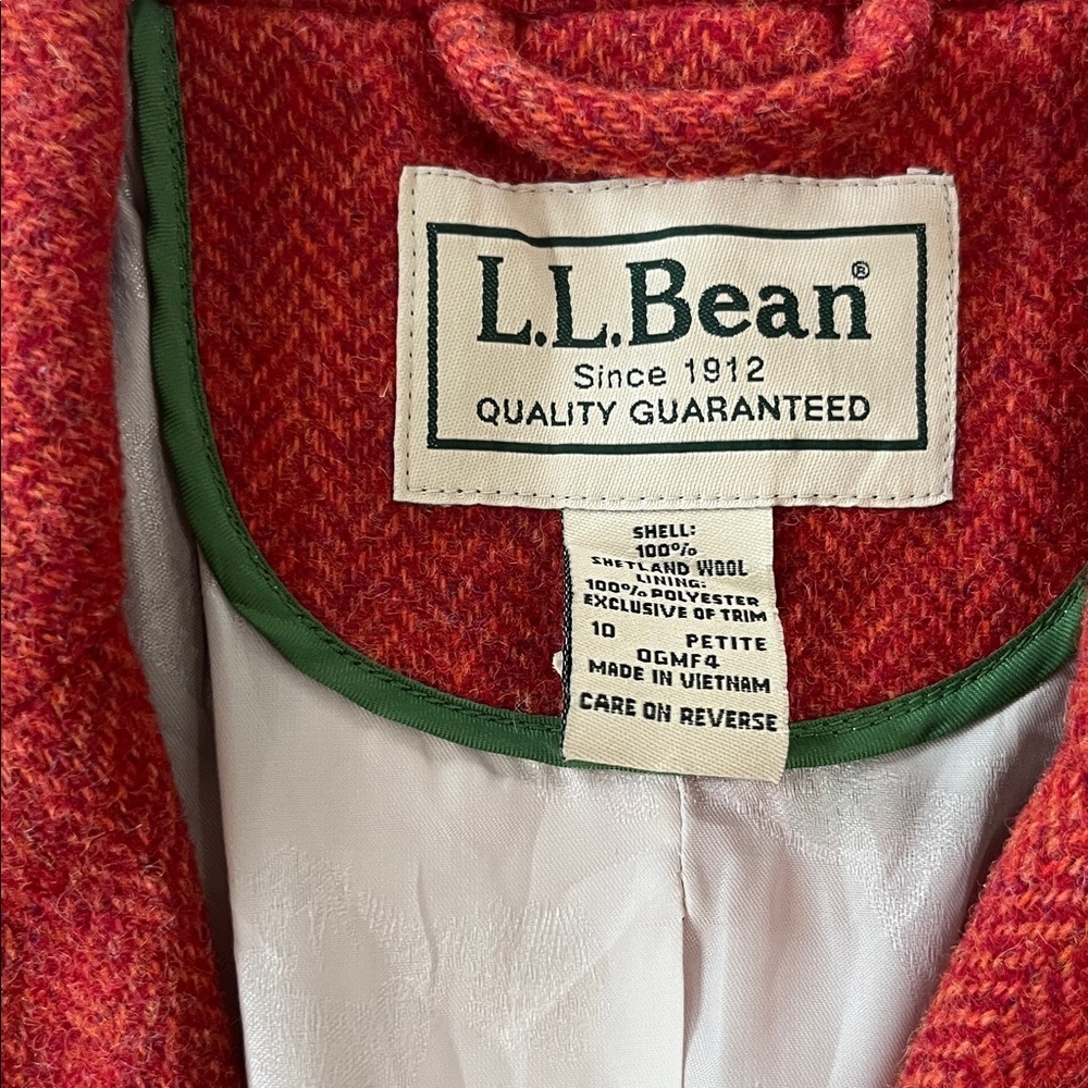 VINTAGE LLBean Herringbone Blazer w/ dog appliqué - Picture 2 of 12